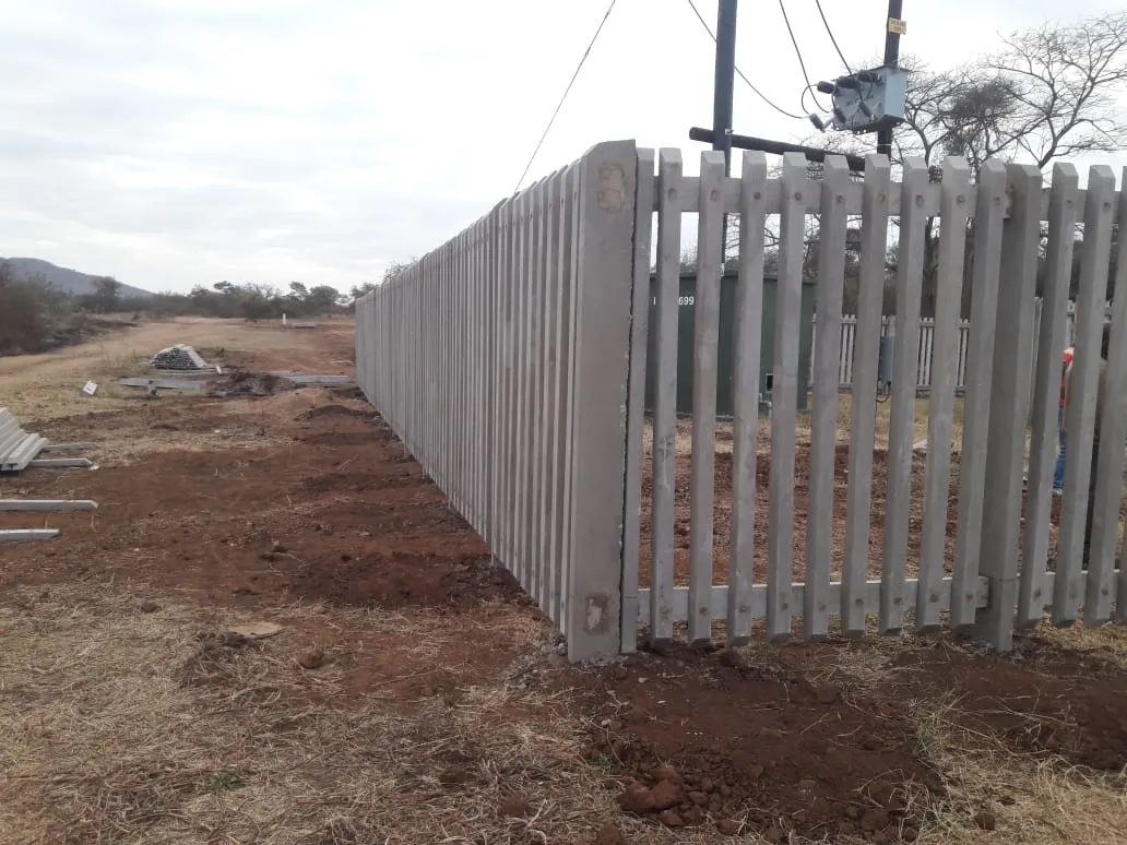 Capstone concrete palisade fence, gate or delivery 12