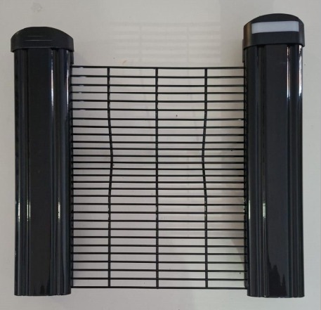 Alternate view of the supplied ClearView mesh and post sample